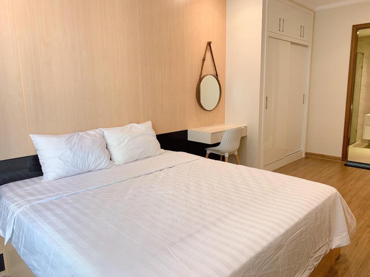 Homes By Christine - Vinhomes Central Park โฮจิมินห์ซิตี้ ภายนอก รูปภาพ